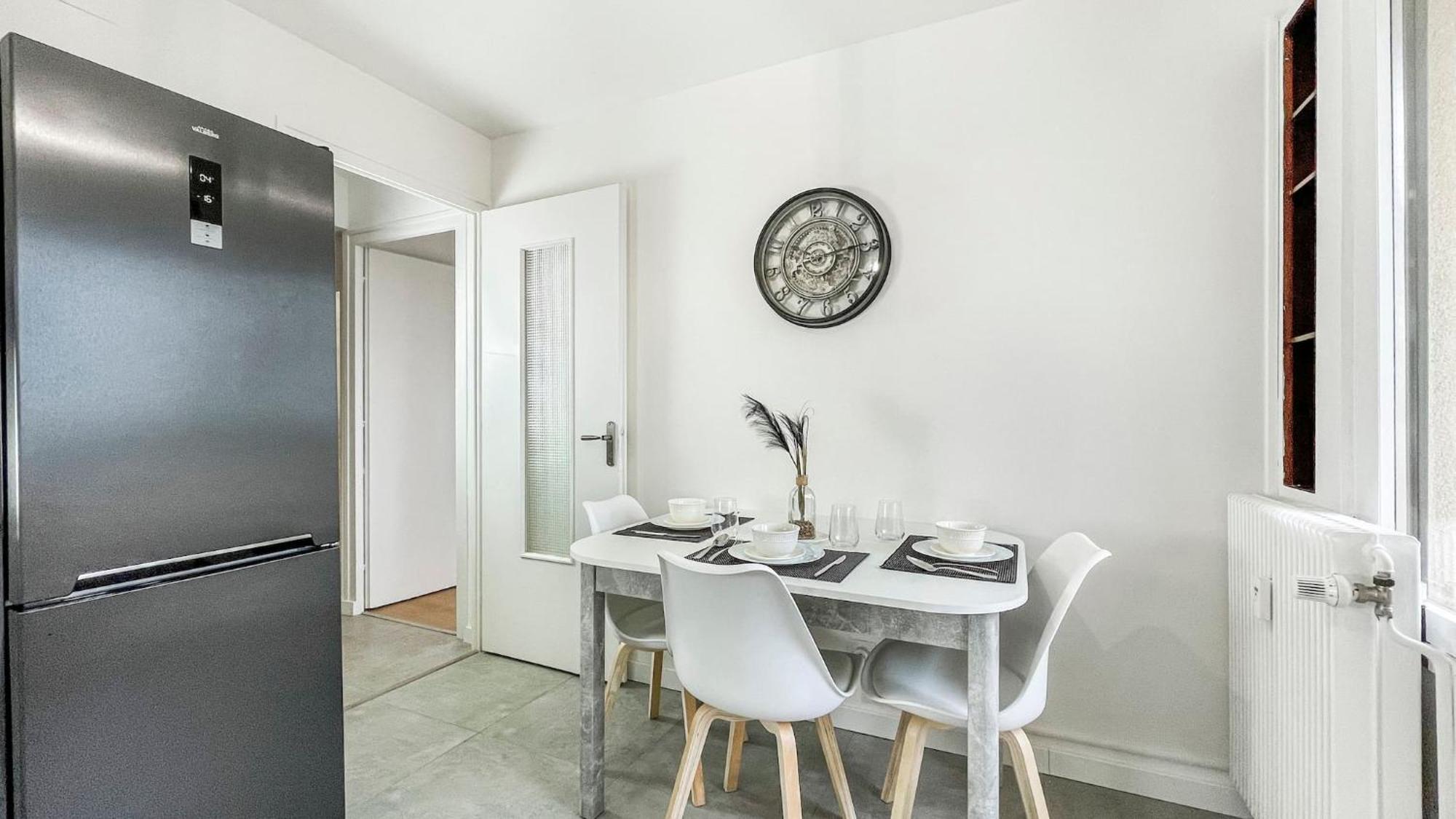 Homey La Coloc Mugi - Colocation Haut De Gamme - Chambres Privees - Balcon - Wifi Et Netflix - Proche Transports Commun Annemasse Kültér fotó
