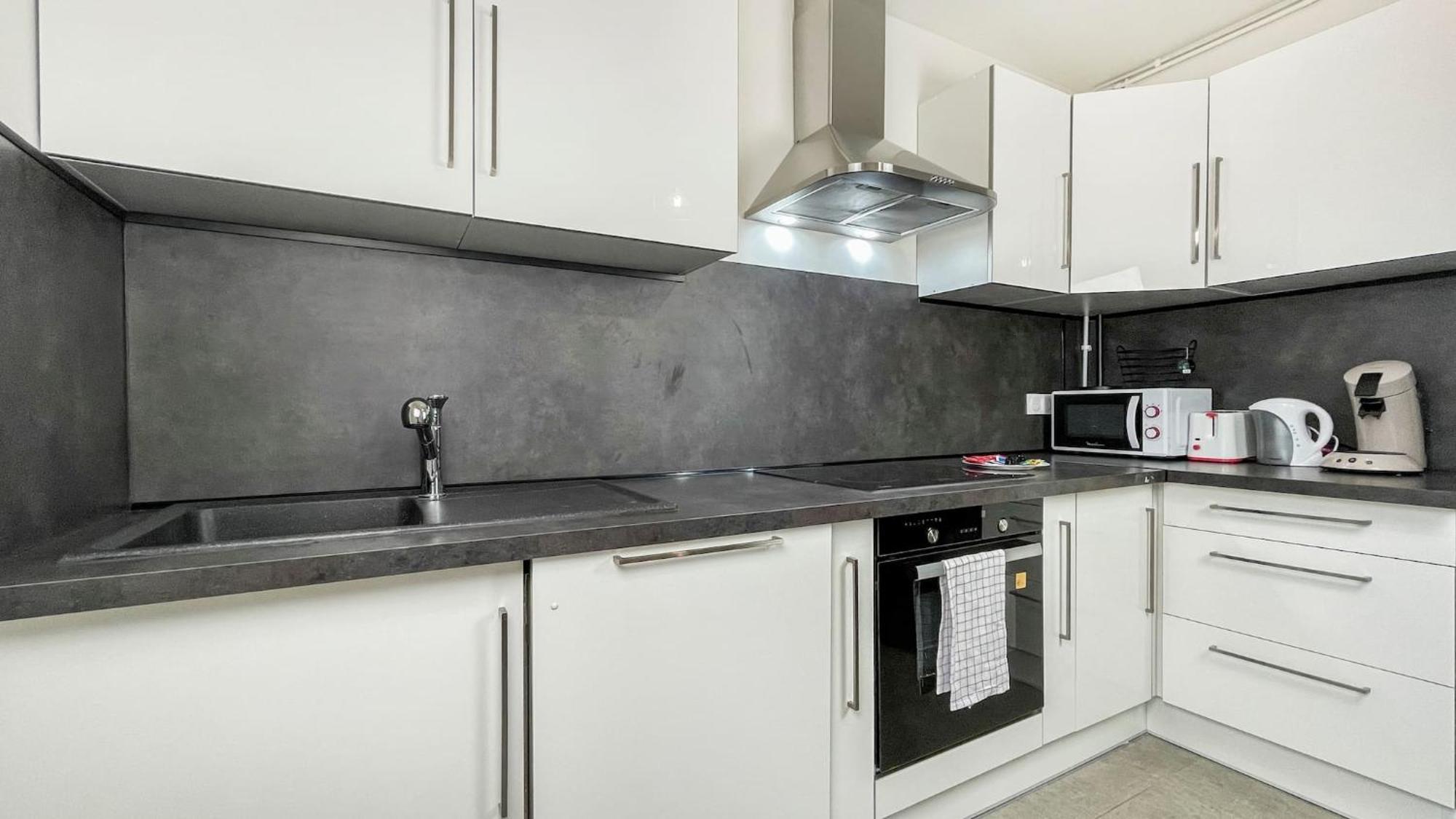 Homey La Coloc Mugi - Colocation Haut De Gamme - Chambres Privees - Balcon - Wifi Et Netflix - Proche Transports Commun Annemasse Kültér fotó